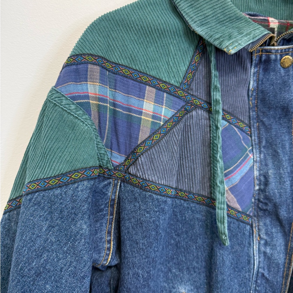 Weathered Blues Vintage Denim Bomber Jacket Mixed Media Flannel Lined Women’s S - Picture 3 of 15